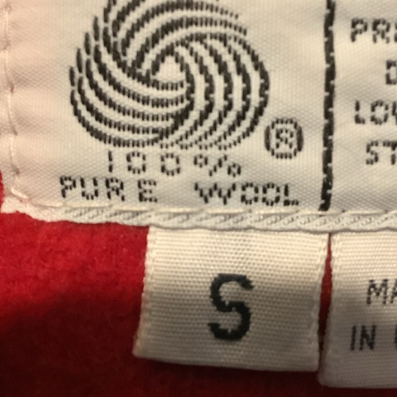 Anne Klein‎ Red full zip 100% wool coat with Black faux fur Collar - Picture 6 of 10